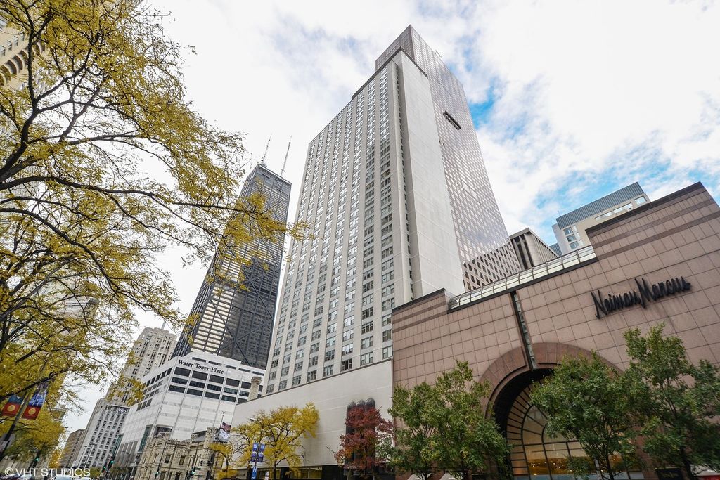 777 N Michigan Ave #3000, Chicago, IL 60611