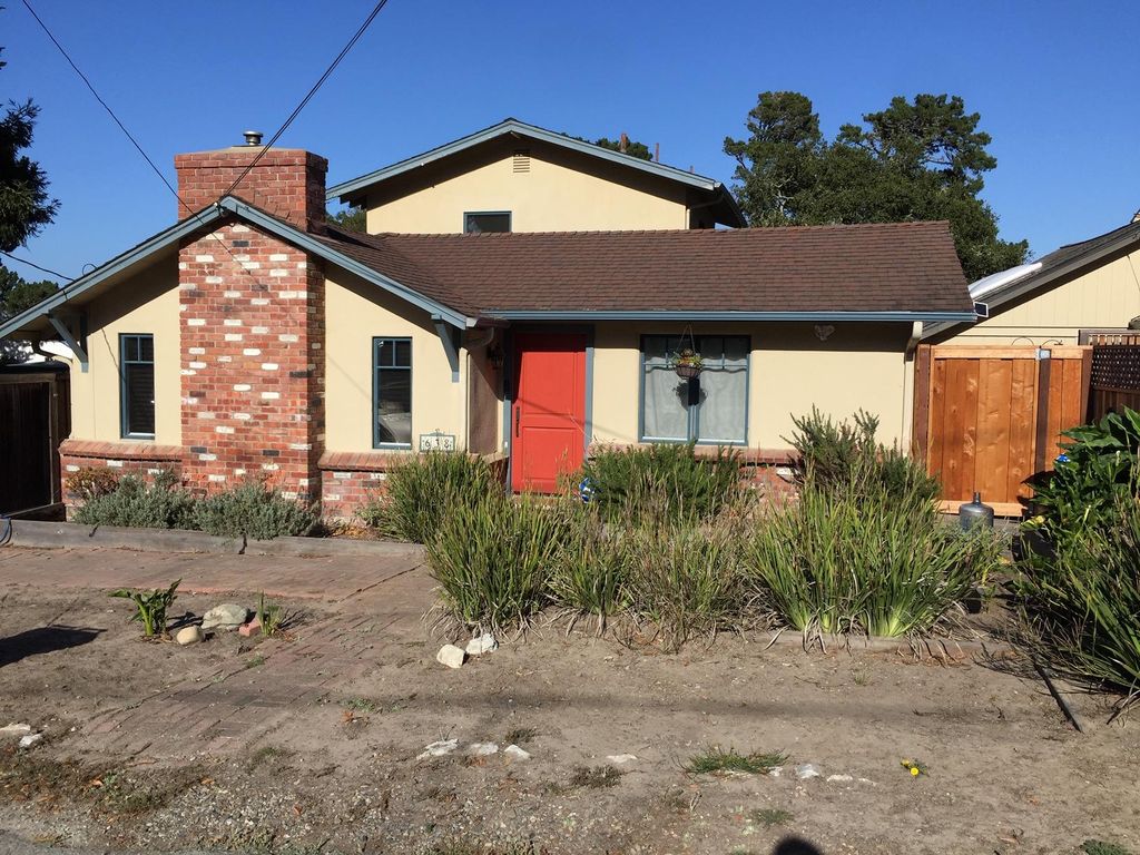 638 Lottie St, Monterey, CA 93940