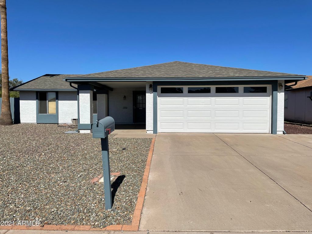 1206 W Los Arboles Pl, Chandler, AZ 85224