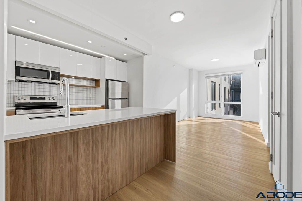 100 Lenox Rd #6C, Brooklyn, NY 11226