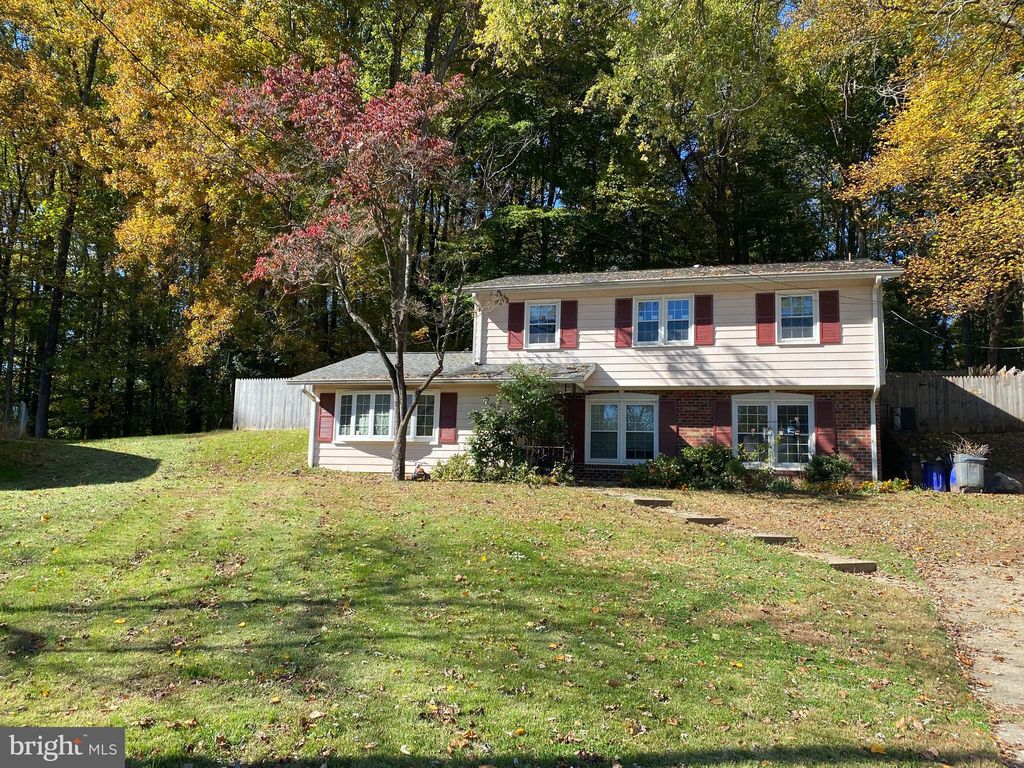 13608 Crispin Way, Rockville, MD 20853