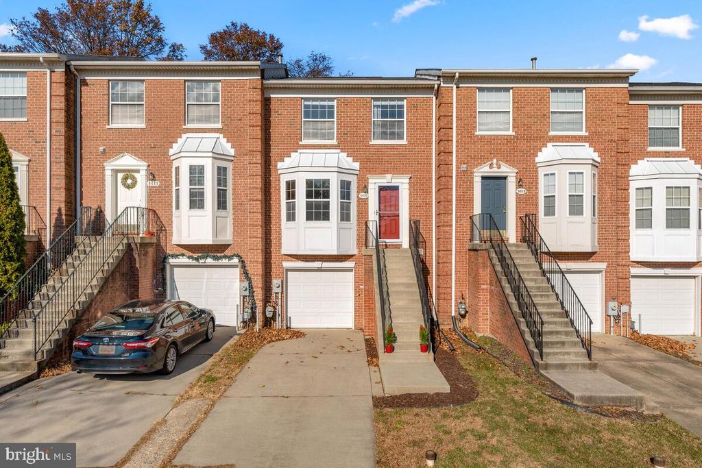 9020 Constant Crse, Columbia, MD 21046