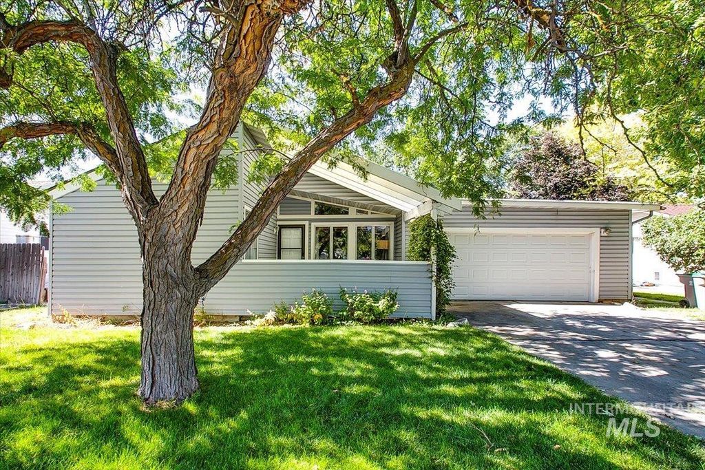 2401 S Eagleson Rd, Boise, ID 83705