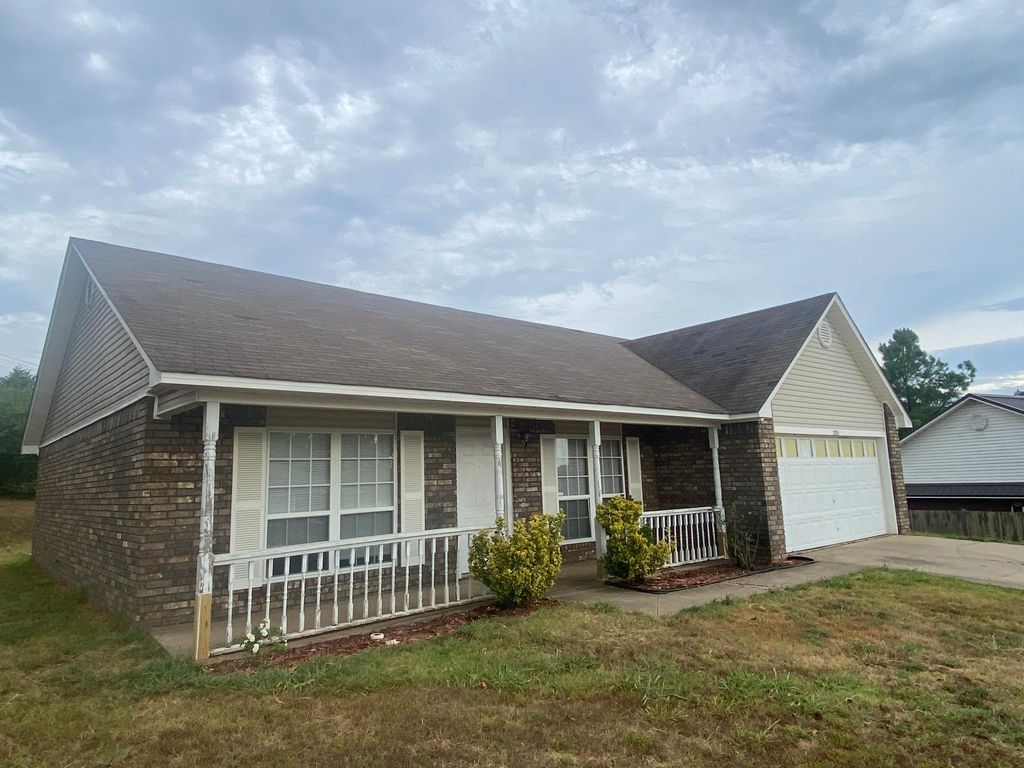 1206 N 10th St, Barling, AR 72923 See Est. Value, Schools & More