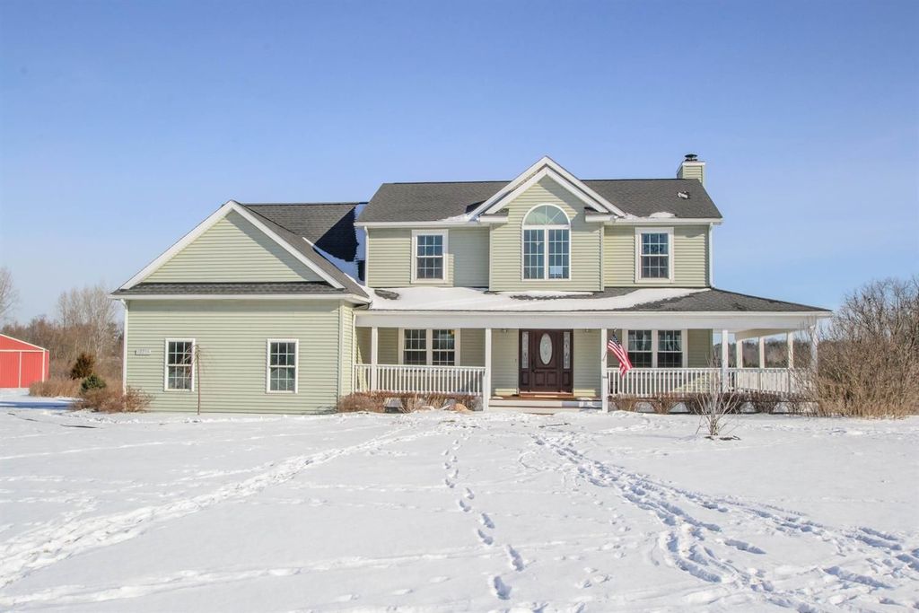 10255 Timberhill Rd, Manchester, MI - 3 Bed, 3 Bath Single-Family Home