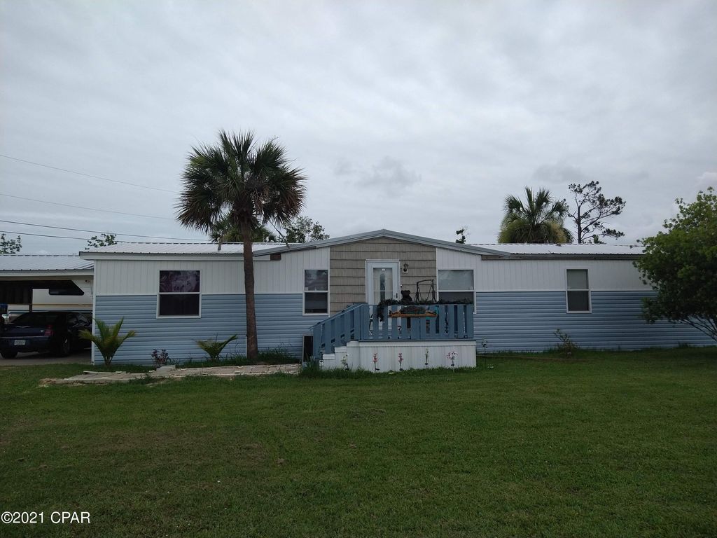 2325 E 11th St, Panama City, FL 32401