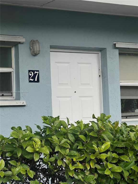 Address Not Disclosed, Key Biscayne, FL 33149