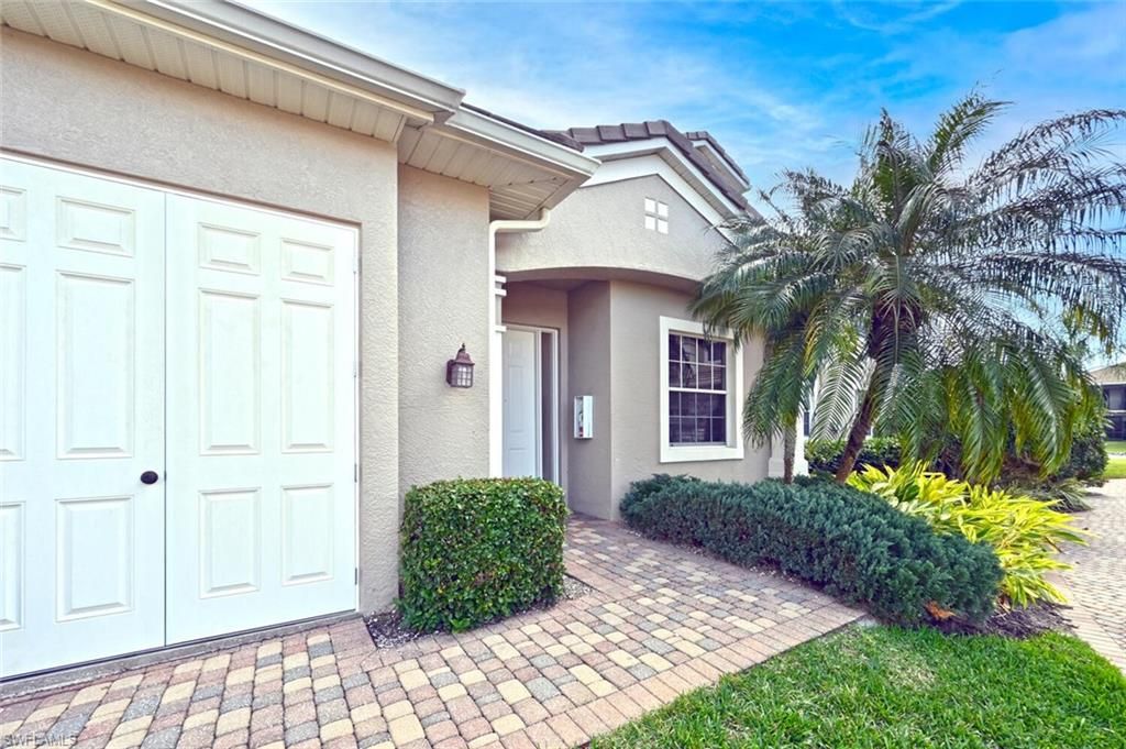4739 Stratford Ct 2204 Naples Fl 34105 Mls 222018584 Trulia 4739 Stratford Ct 2204 Naples Fl, Precision Garage Door Naples Fl