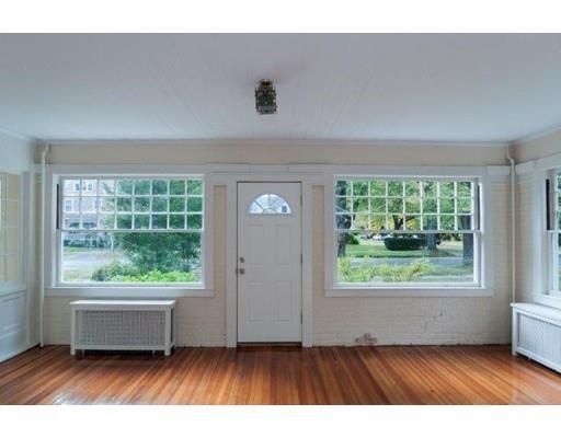 87 Forest Glen Rd #1, Longmeadow, MA 01106