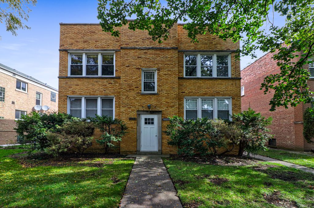 5513 N California Ave #4, Chicago, IL 60625