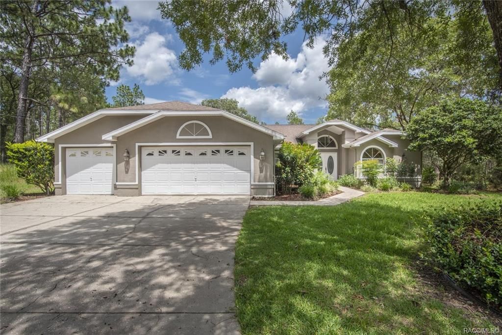 homes for rent in beverly hills fl