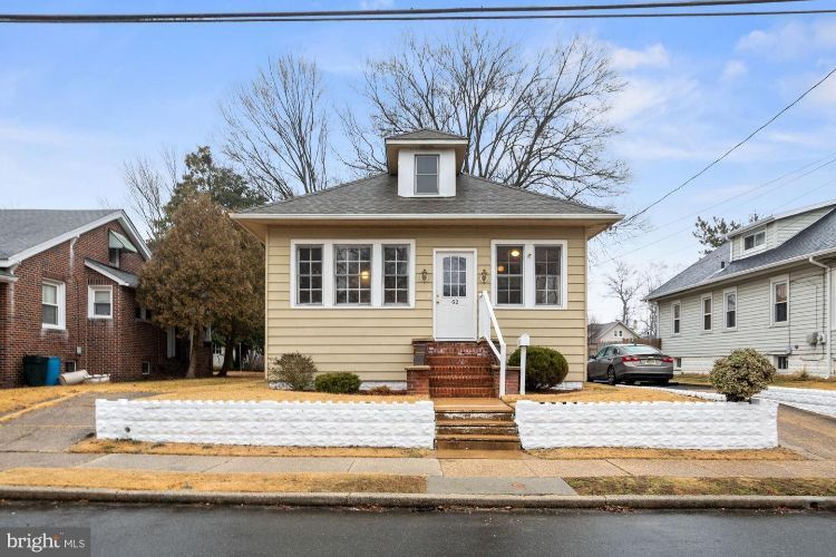 62 Watkins Ave, Woodbury, NJ 08096