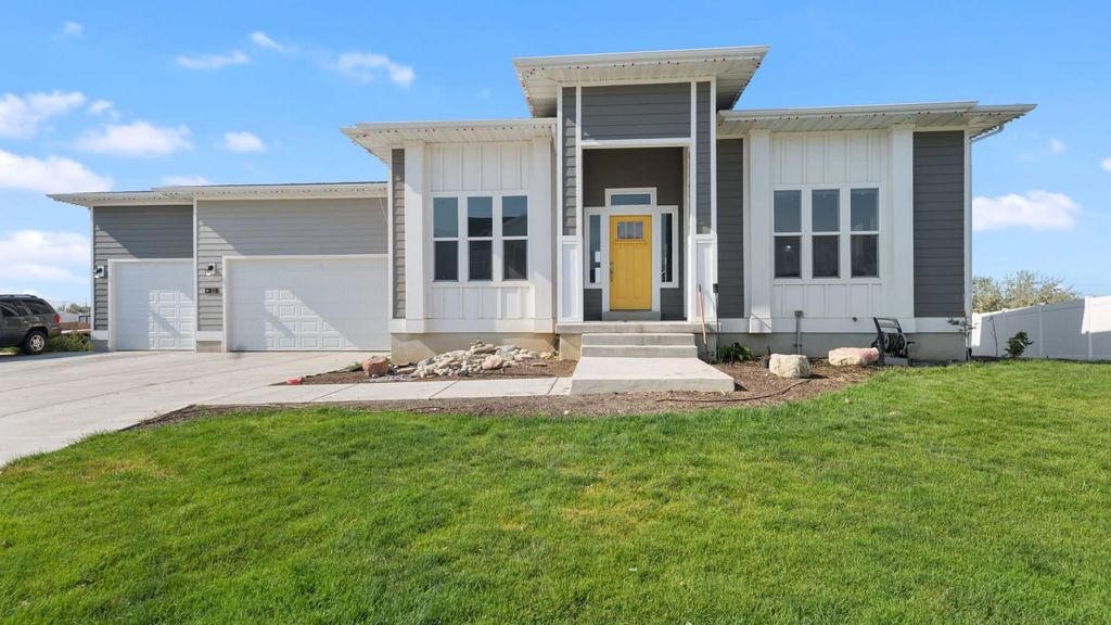 63 W 2300 S, Kaysville, UT 84037