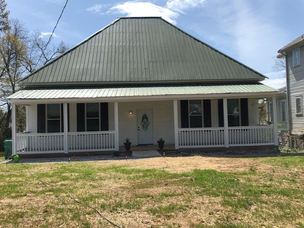 703 North St E, Talladega, AL 35160 Trulia