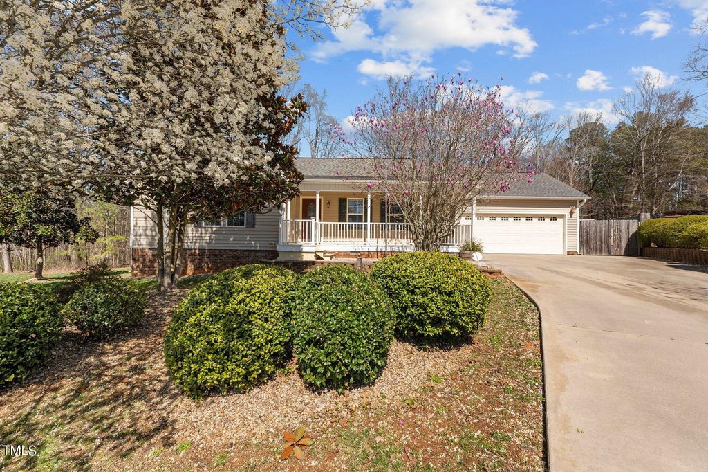867 Merideth Dr, Graham, NC 27253 - See Est. Value, Schools & More