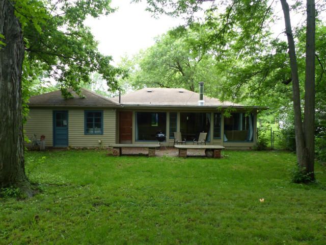 18 Clinton Dr, Columbia, MO 65203