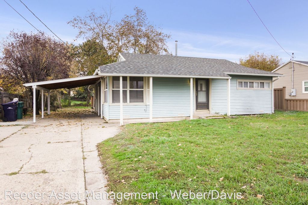 61 Phillips St, Layton, UT 84041
