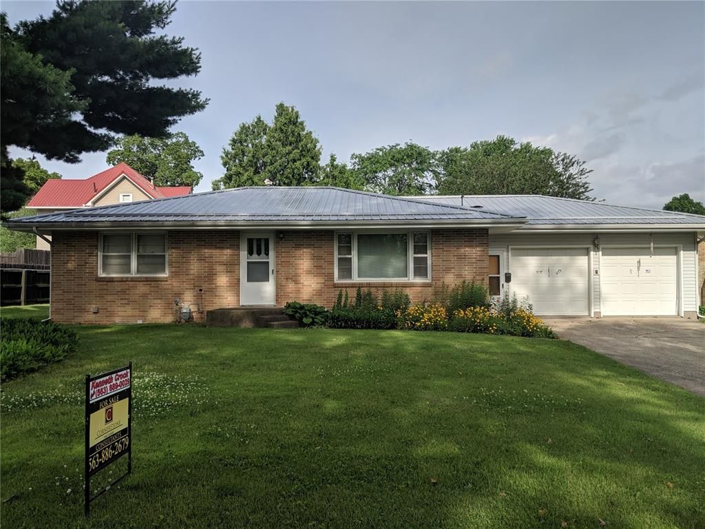 1015 North Ave, Tipton, IA 52772 Trulia