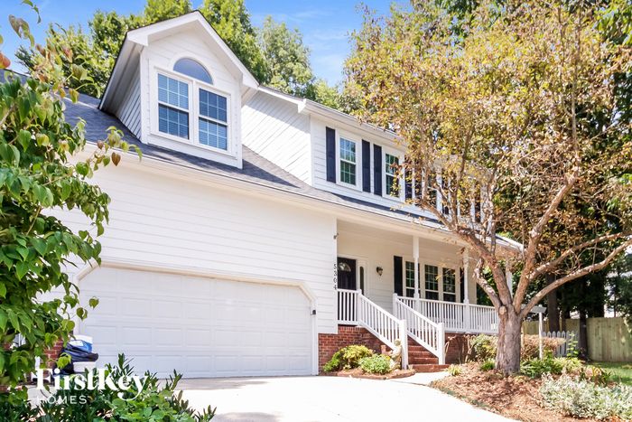 5304 Brandermill Ct, Greensboro, NC 27407