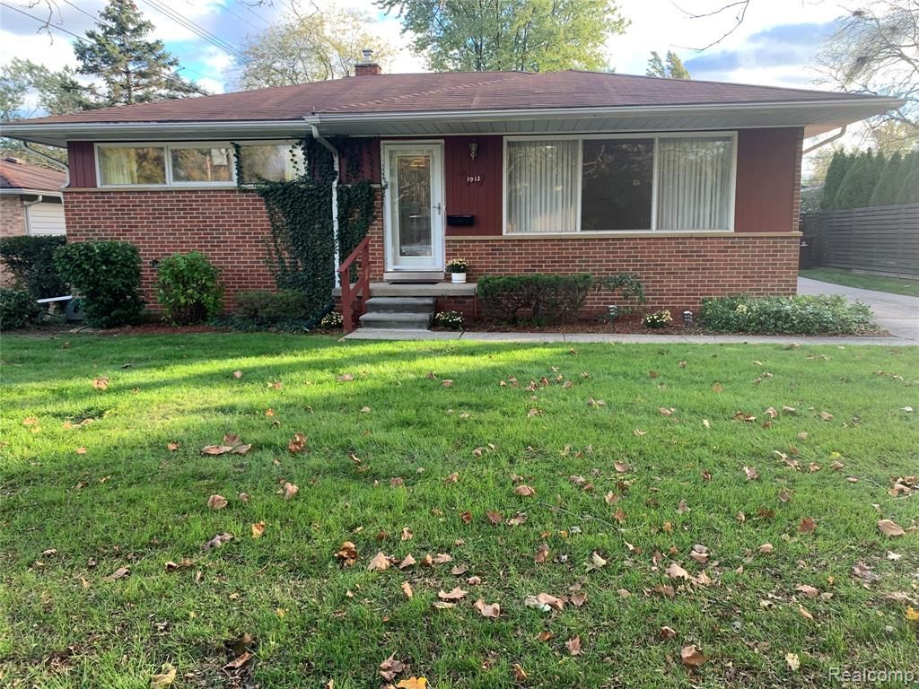 1913 Weldon Blvd, Ann Arbor, MI 48103
