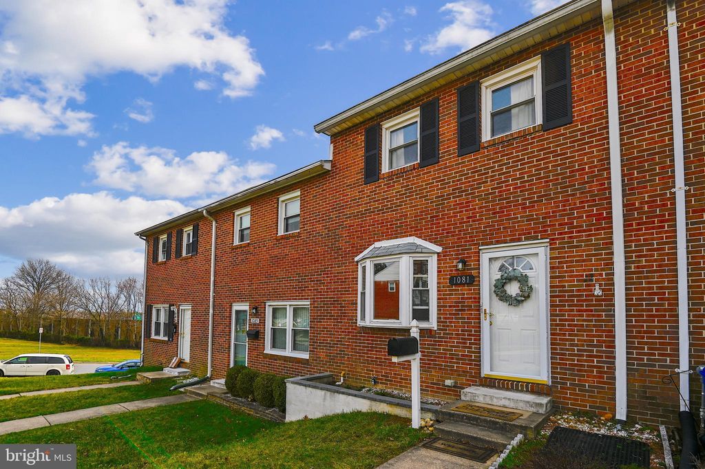 1081 Downton Rd, Baltimore, MD 21227