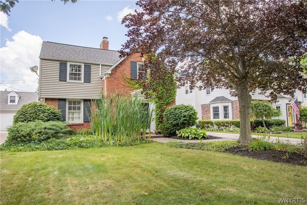 122 Woodcrest Blvd, Buffalo, NY 14223