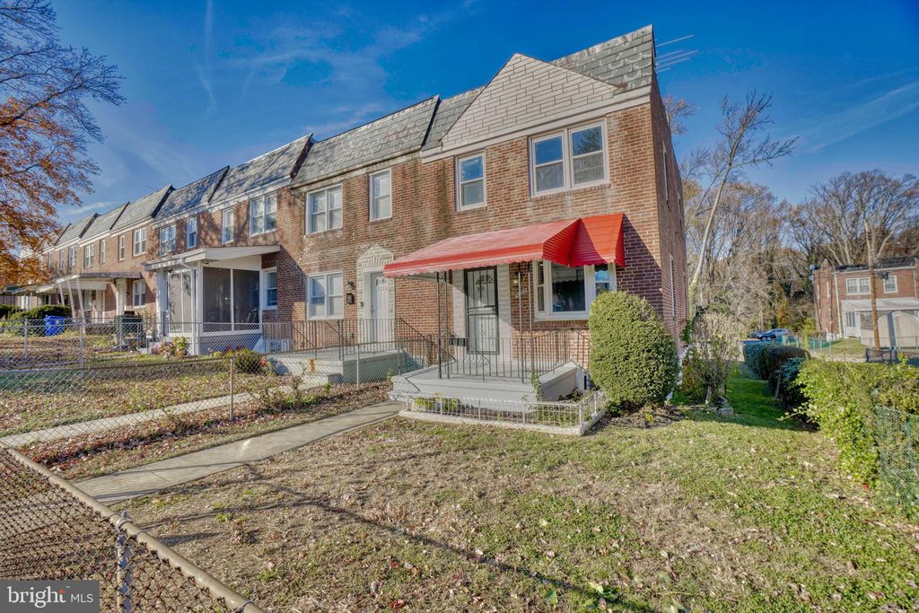 4222 Flowerton Rd, Baltimore, MD 21229