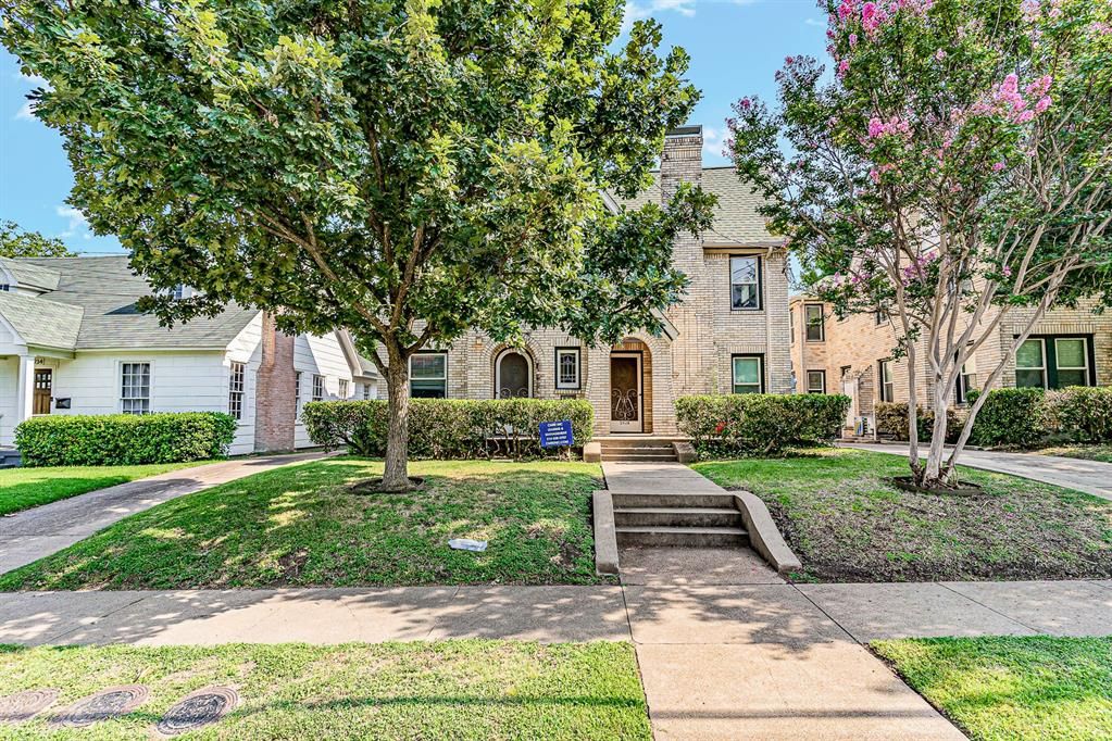 5928.5 La Vista Dr, Dallas, TX 75206