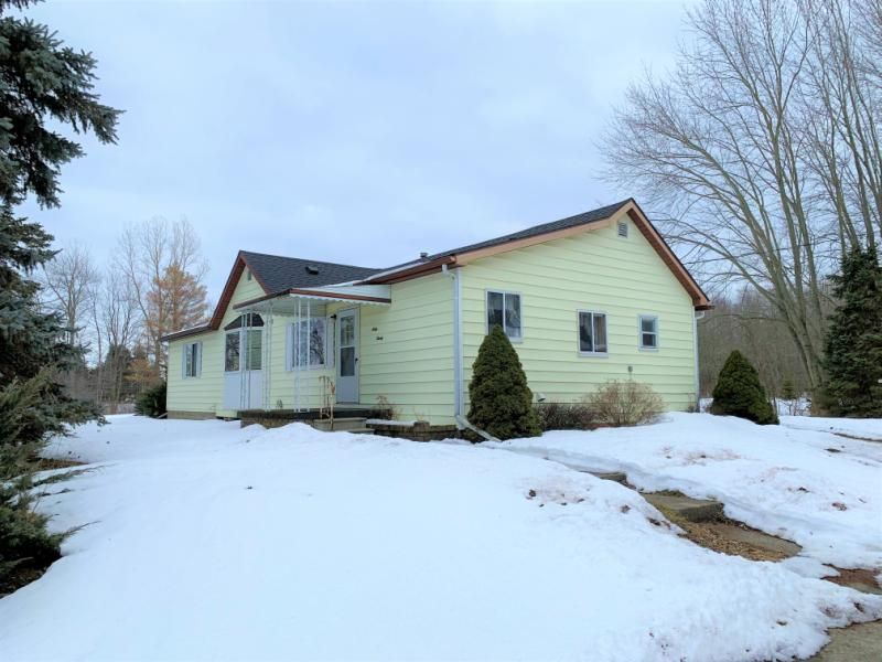 6090 E Deckerville Rd, Deford, MI 48729 3 Bed, 2 Bath SingleFamily