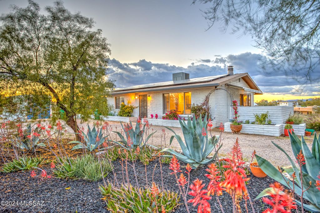 800 W Roller Coaster Rd, Tucson, AZ 85704 Trulia