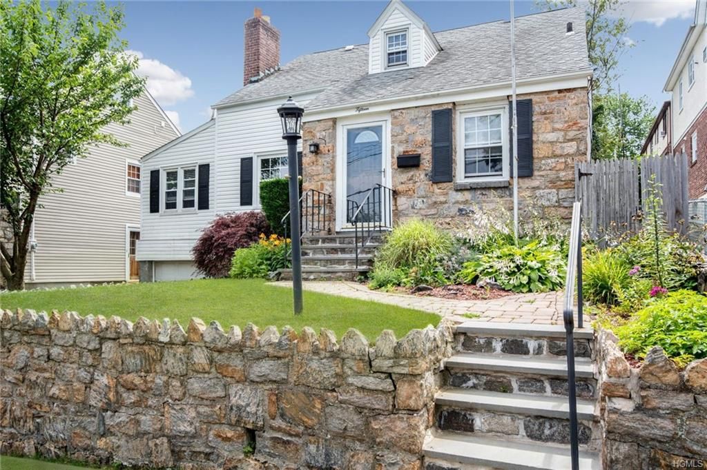 15 Emmett Pl, Yonkers, NY 10703 Trulia