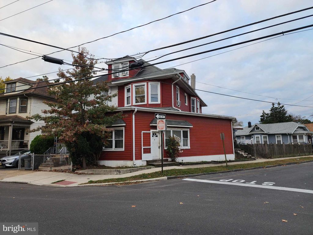 17 N Brown St, Gloucester City, NJ 08030 MLS# NJCD2105056 Trulia