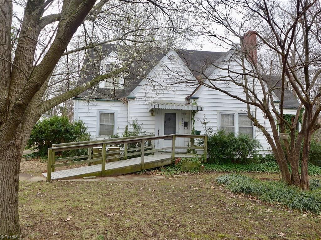 homes for sale on west friendly ave greensboro nc