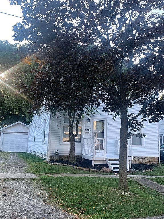413 Carroll St, Ashland, OH 44805