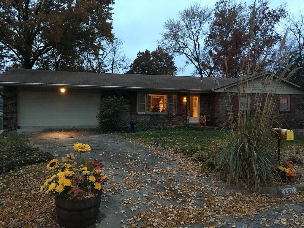 2312 Tulip Ct, Columbia, MO 65202