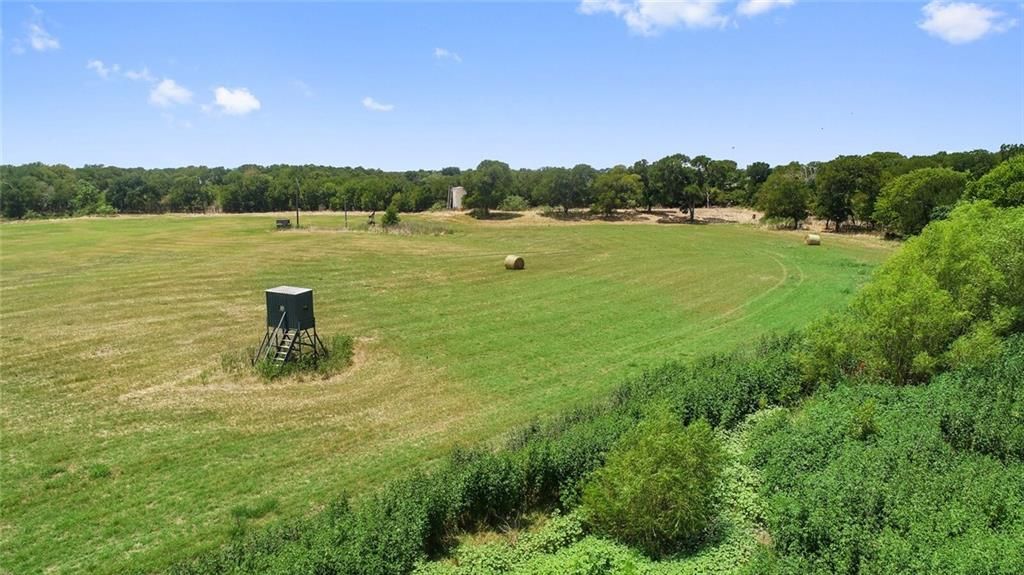 County Road 450, Thrall, TX 76578