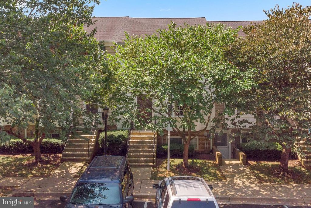 18306 Timko Ln #97, Germantown, MD 20874