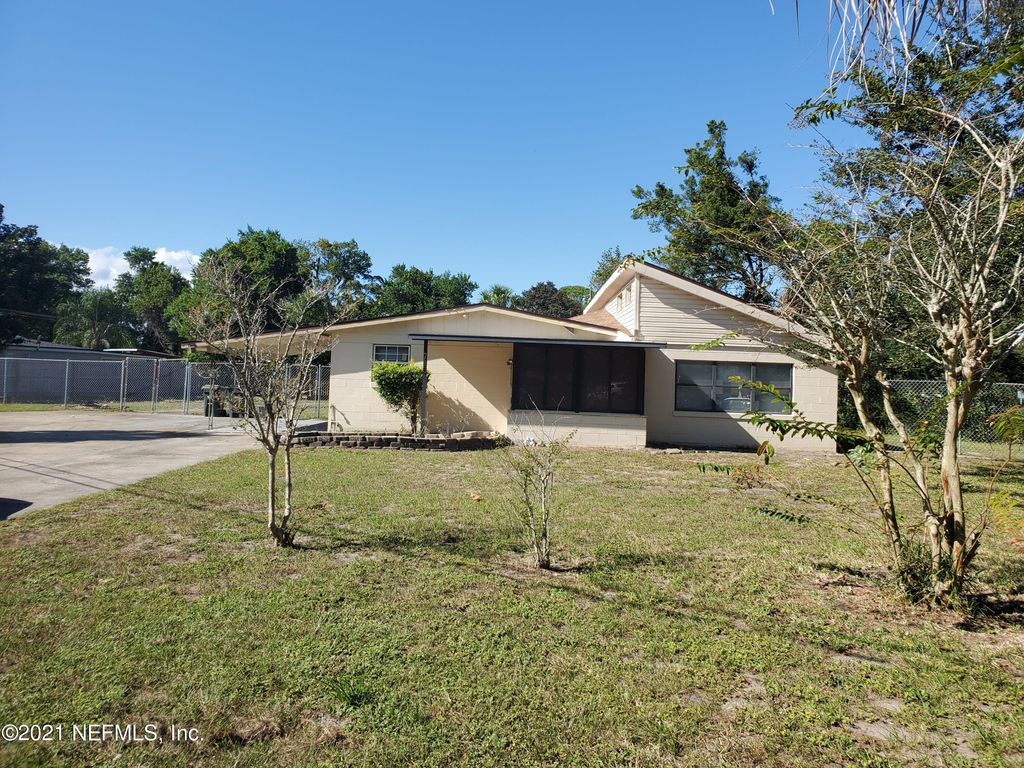 715 Plaza, Atlantic Beach, FL 32233