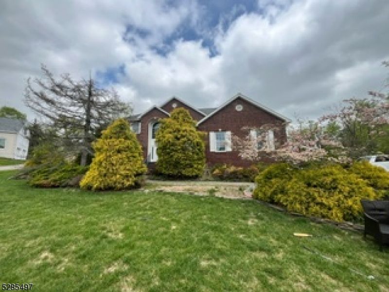 8 Swackhamer Rd, Whitehouse Station, NJ 08889 MLS 3899788 Trulia