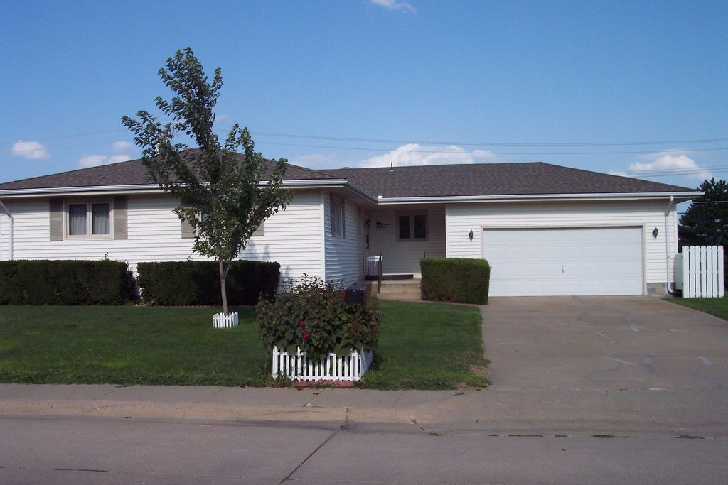 4111 Central Ave, Kearney, NE 68847