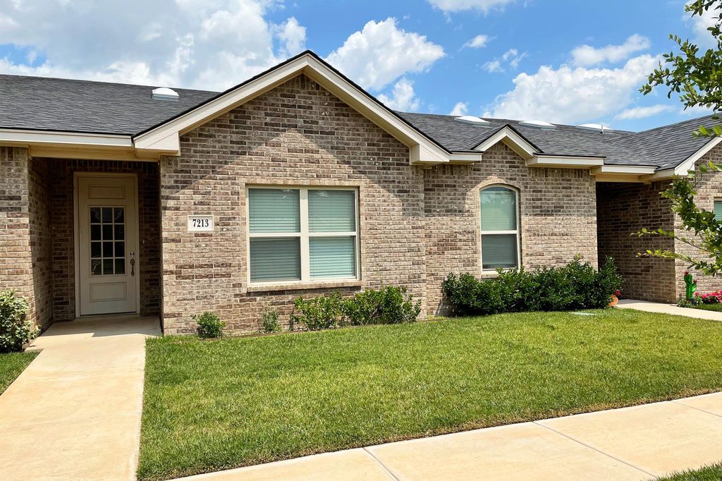 7213 Mosley St, Amarillo, TX 79119
