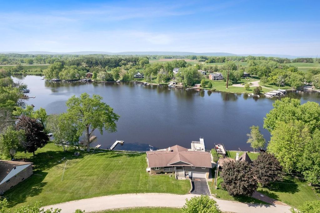 E12096 Grubers Grove Road, Prairie du sac, WI 53578 MLS 1972267 Trulia