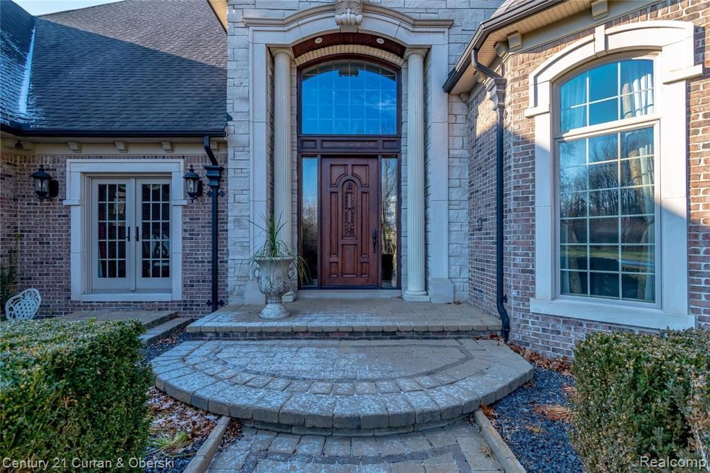 1335 N Livernois Rd, Rochester Hills, MI 48306 MLS 2210098303 Trulia