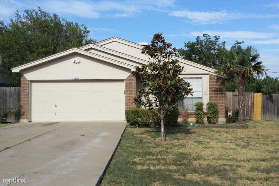 609 S Walnut Creek Dr, Mansfield, TX 76063 Trulia