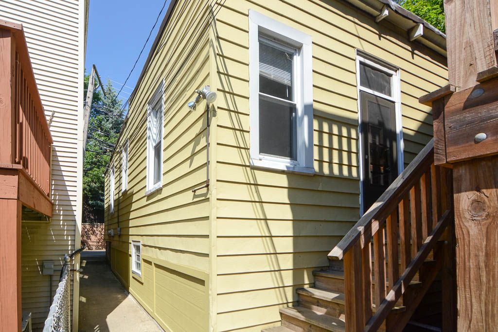 2616 N Marshfield Ave #CH, Chicago, IL 60614