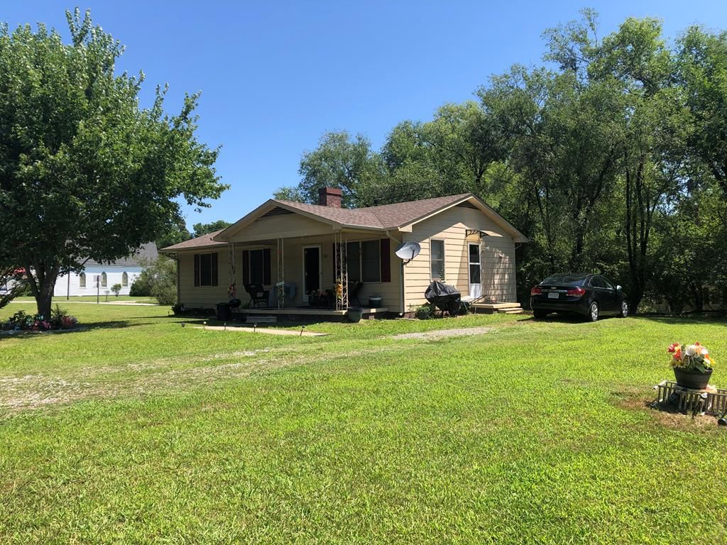 301 S Main St, Clover, VA 24534 Trulia