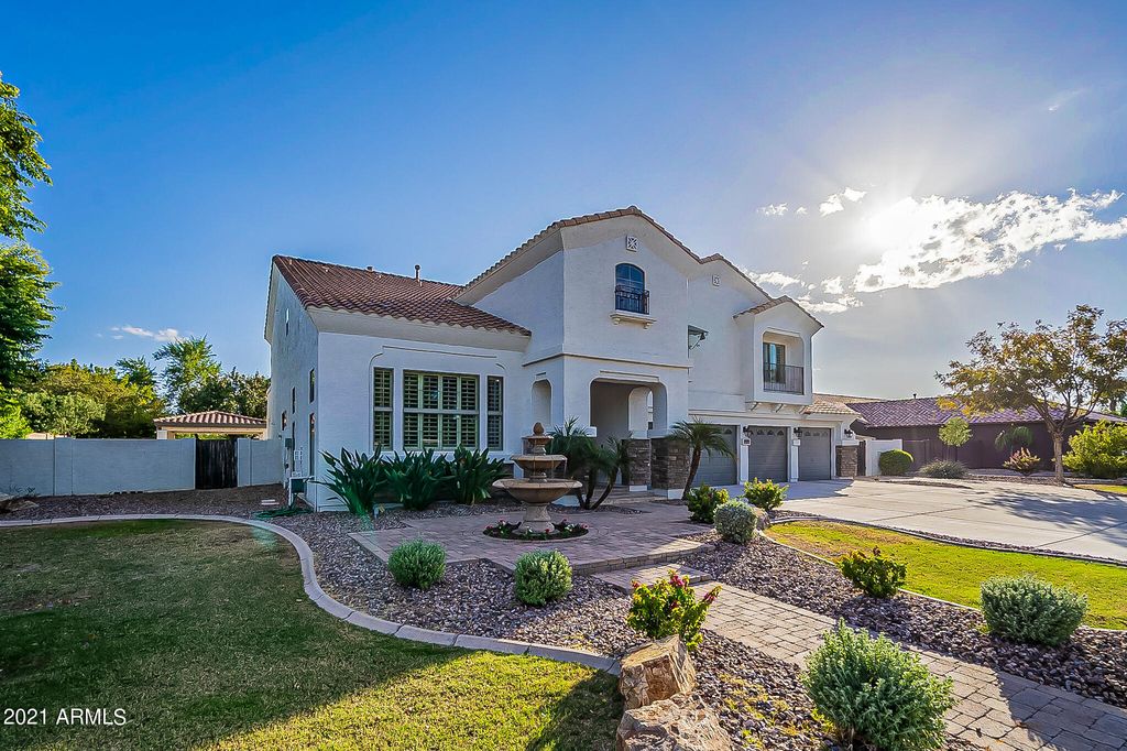 11619 E Bellflower Dr, Chandler, AZ 85249