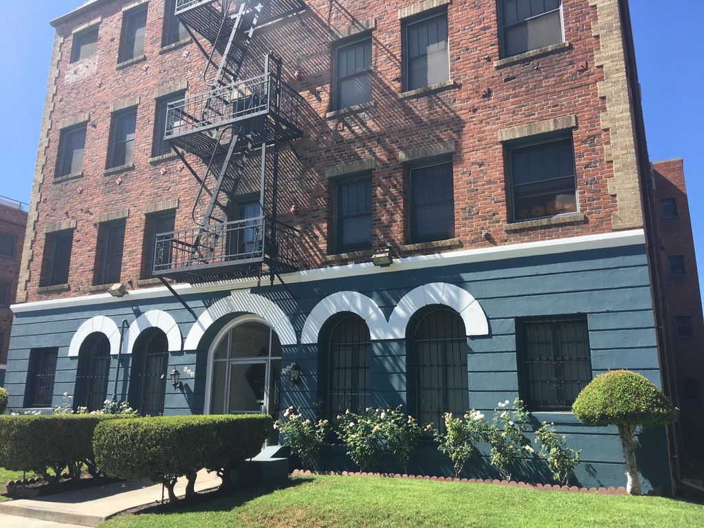 465 S Detroit St, Los Angeles, CA 90036