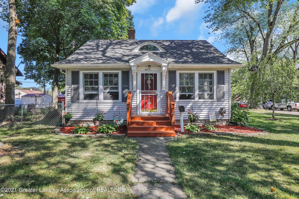 4017 Wildwood Ave, Lansing, MI 48910