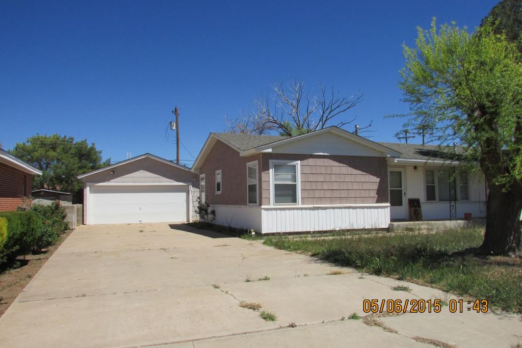 801 S Elgin Ave, Portales, NM 88130